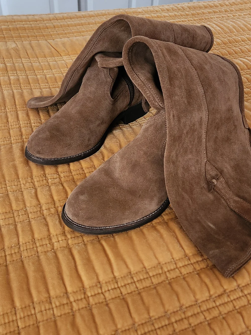 Women's, Brown Suede Over The Knee-High Boots. Size US 9.